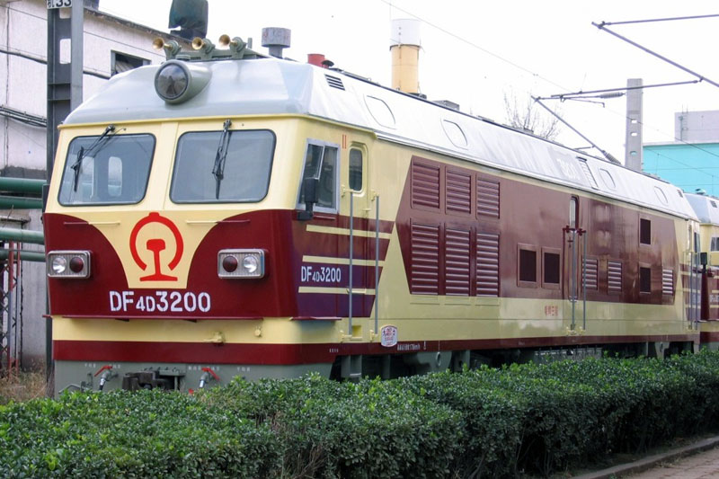 DF4D 3200.jpg